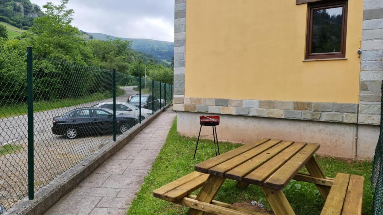 San Roque de Ríomiera La Pasiega מראה חיצוני תמונה